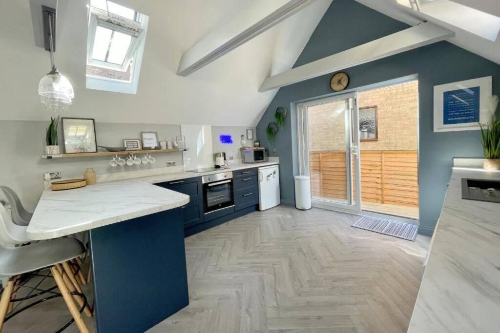 Ferienhaus Bournecoast: Beautiful Two Bed Coach House-hb5458
