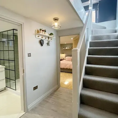 Bournecoast: Beautiful Two Bed Coach House-Hb5458 Vila Bournemouth Exterior foto